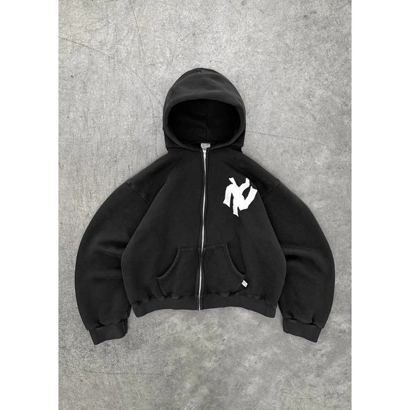 NEW AKIMBO x TYRELL WINSTON "NY NOODLE" BLACK ZIP-UP HOODIE - Picture 1 of 3